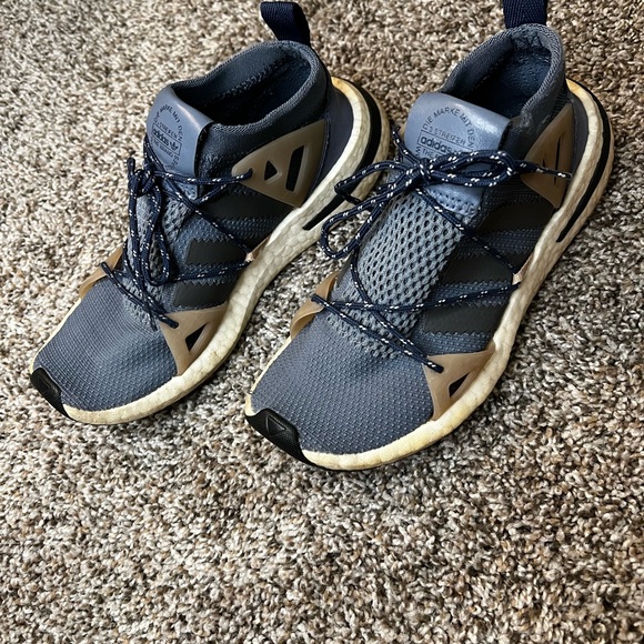 Adidas Arkyn Steel and Ash Pearl - Picture 2 of 5